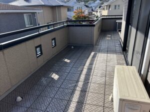 広島市佐伯区ベランダbefore