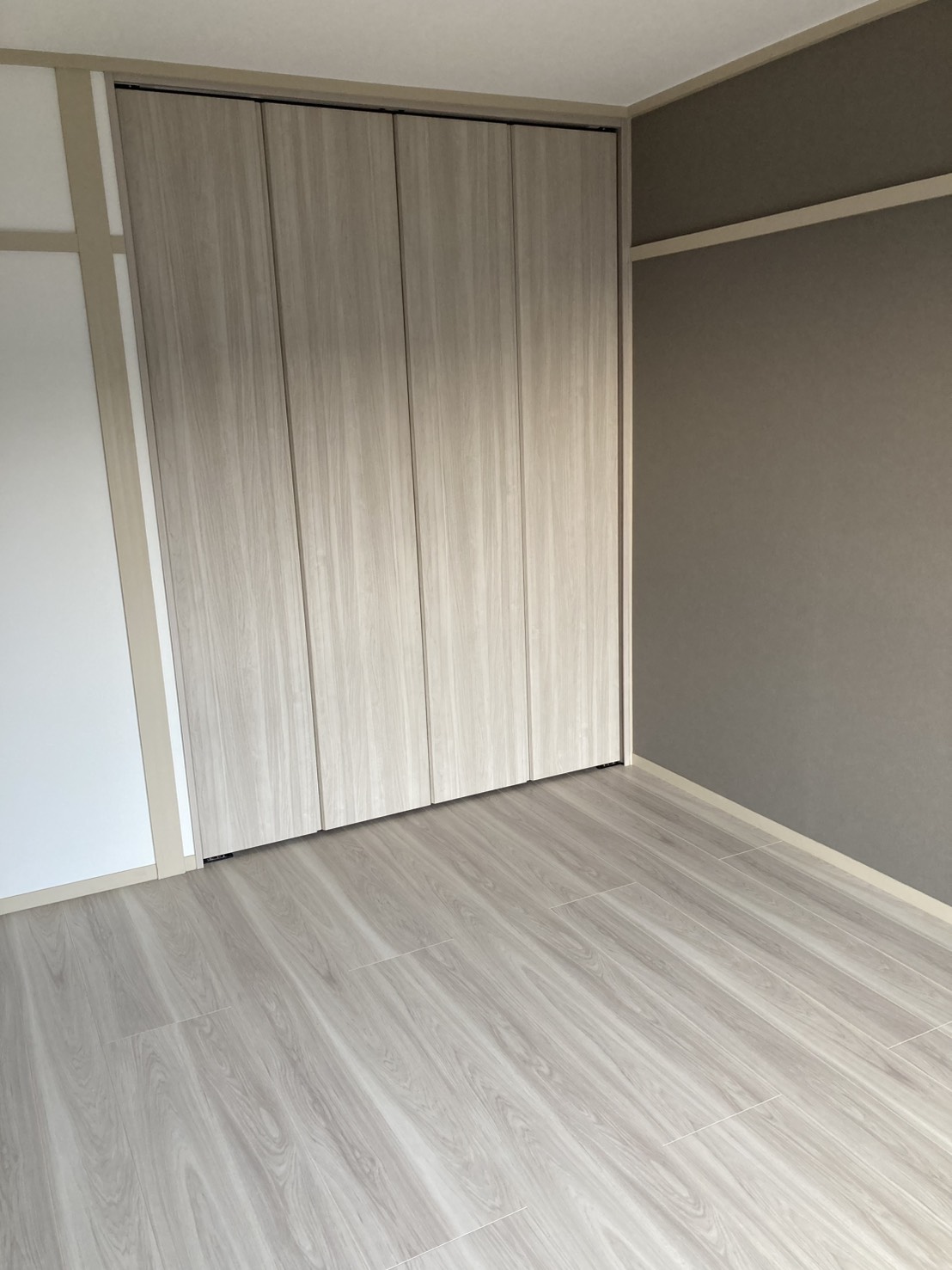 広島市西区洋室after