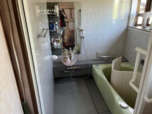 広島市西区　浴室before