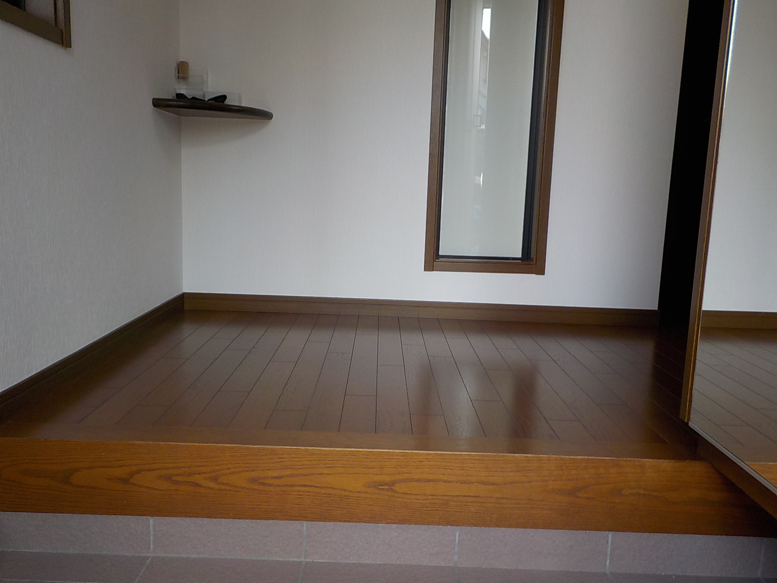 廿日市市　床フロアタイル貼工事　施工前